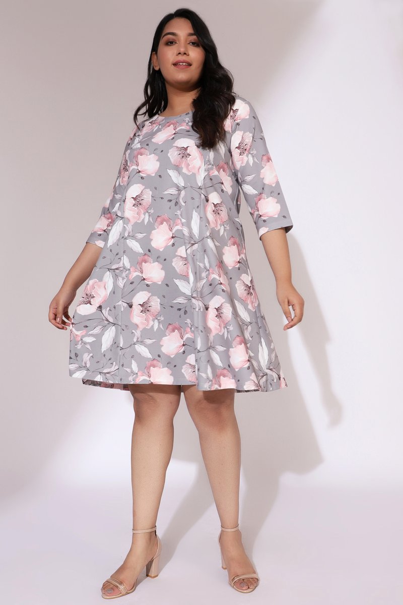 woman wearing grey and pink floral dress