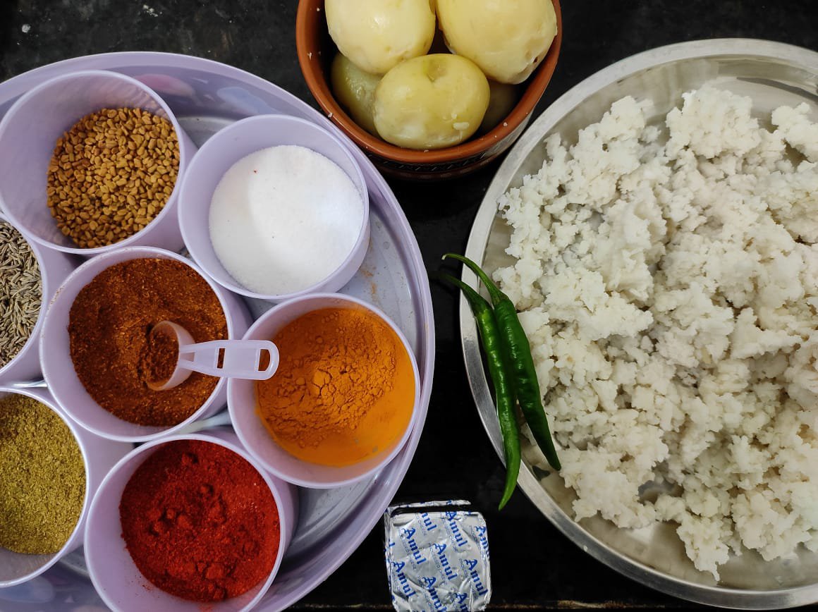 Ingredients for poha cutlets