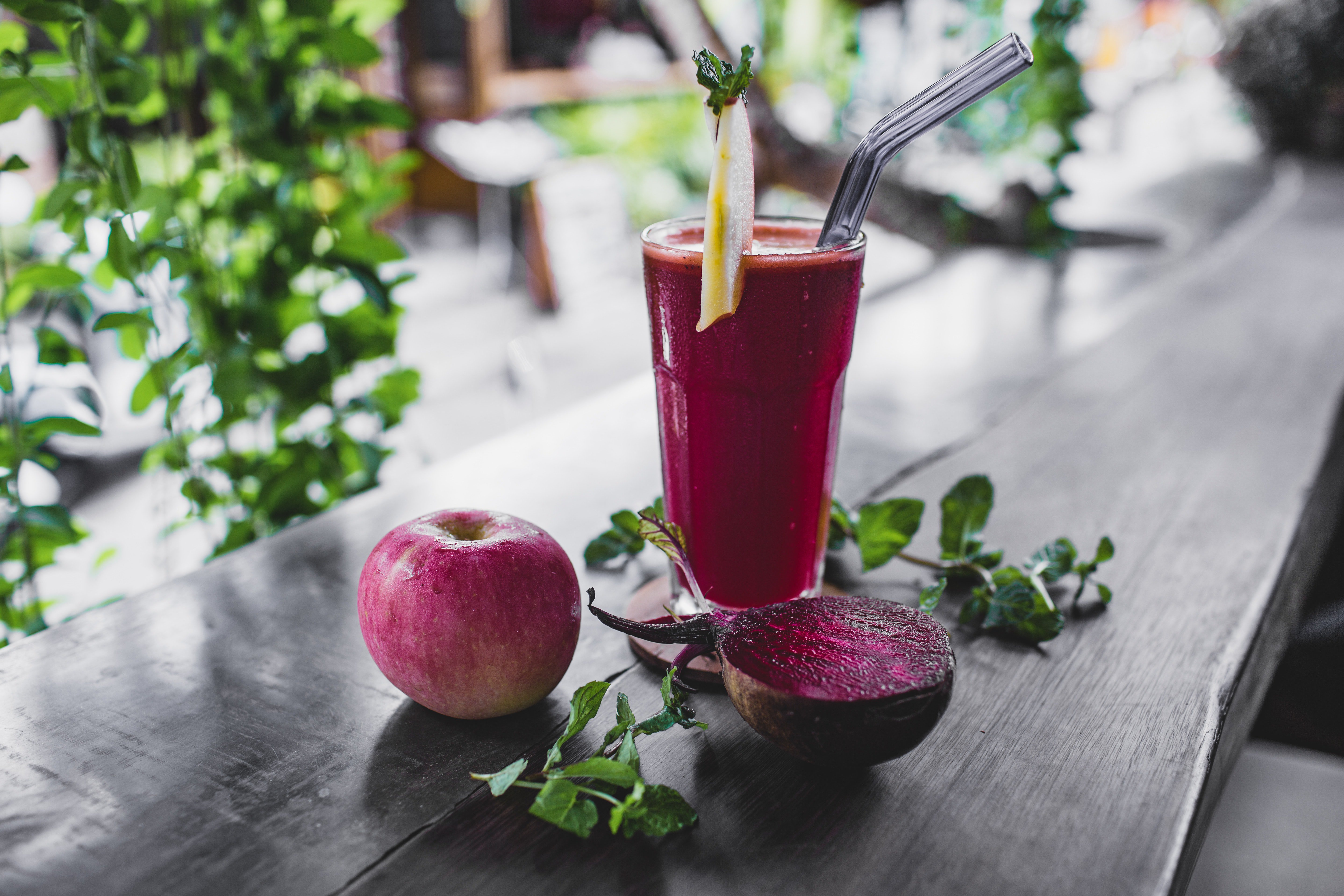 apple and beetroot juice